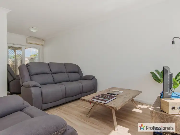 Second view of Homely house listing, 118 Calista Avenue, Calista WA 6167