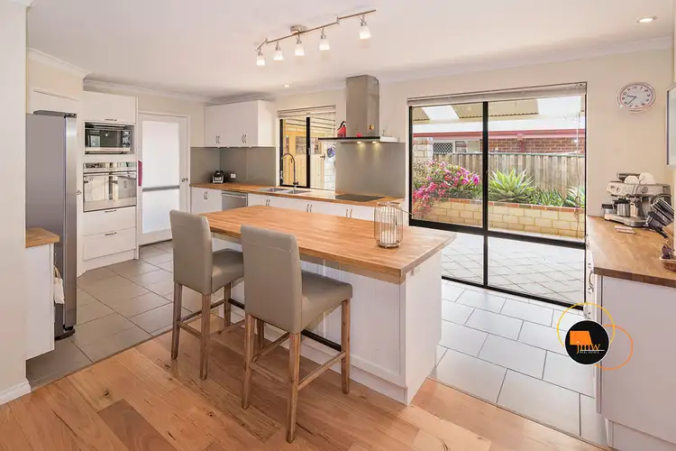 6 Amberley Loop, Dunsborough WA 6281