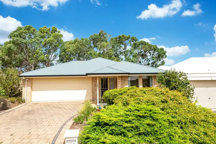 102 Coromandel Drive, Mccracken SA 5211