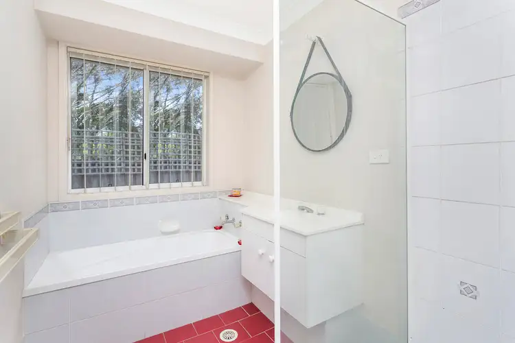 Fifth view of Homely villa listing, 2/17 Derwent Place, Albion Park NSW 2527