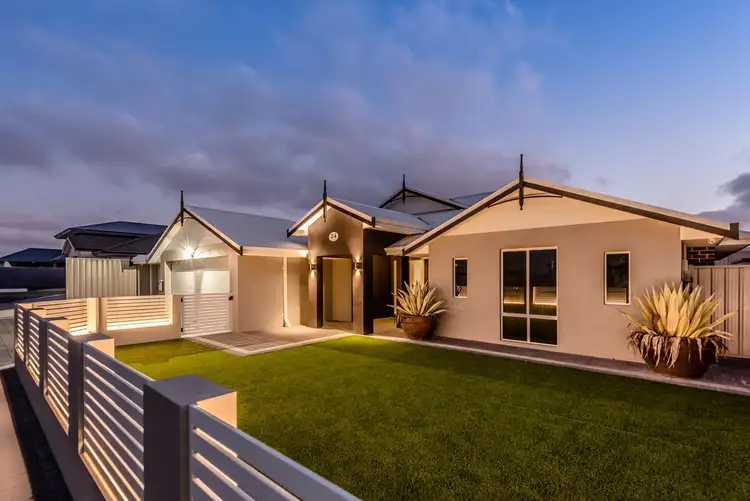 24 Colonen Street, Wandina WA 6530