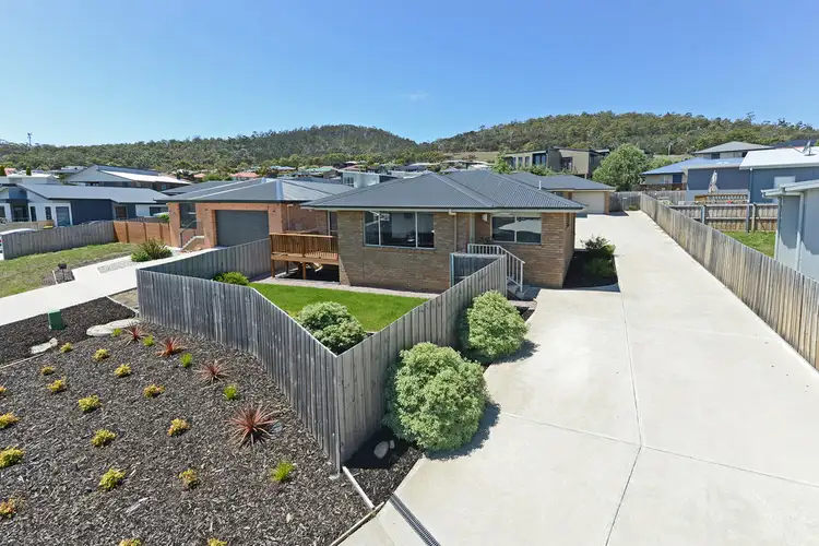 1/18 Vasili Court, Oakdowns TAS 7019