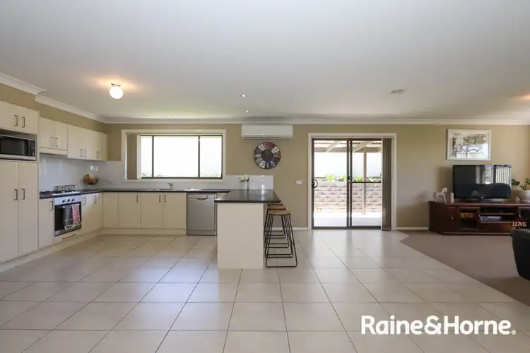 Fifth view of Homely house listing, 18 Sundown Drive, Kelso NSW 2795