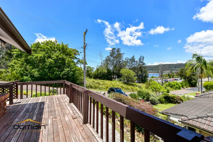 10 Kateena Avenue, Tascott NSW 2250