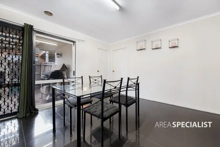 Fifth view of Homely house listing, 3 Pollina Close, Hampton Park VIC 3976