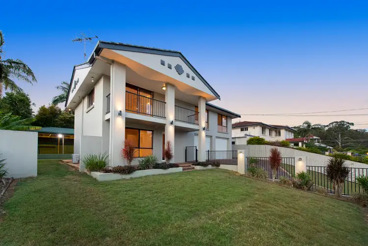 16 Orlando Crescent, Springwood QLD 4127