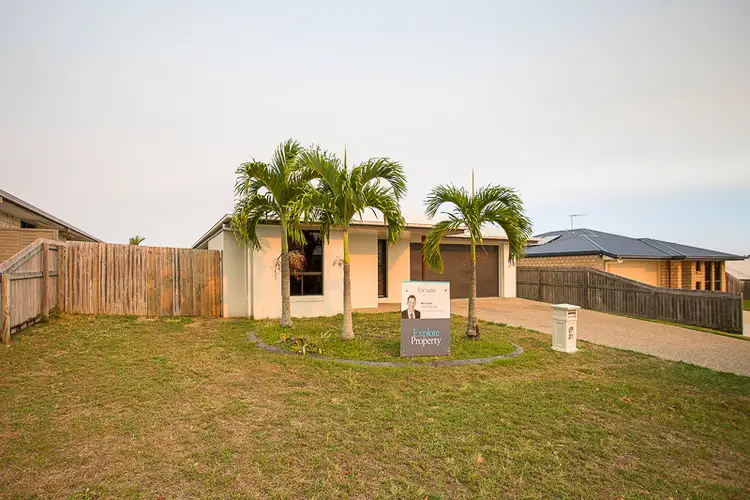 27 Hawkins Street, Bucasia QLD 4750
