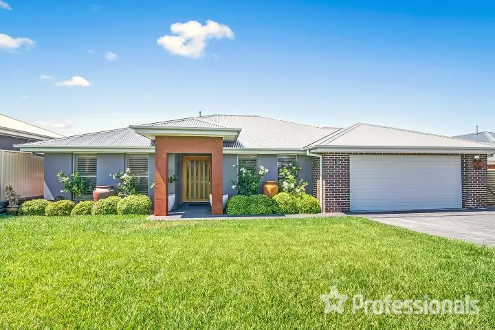 Main view of Homely house listing, 10 Keane Drive, Kelso NSW 2795