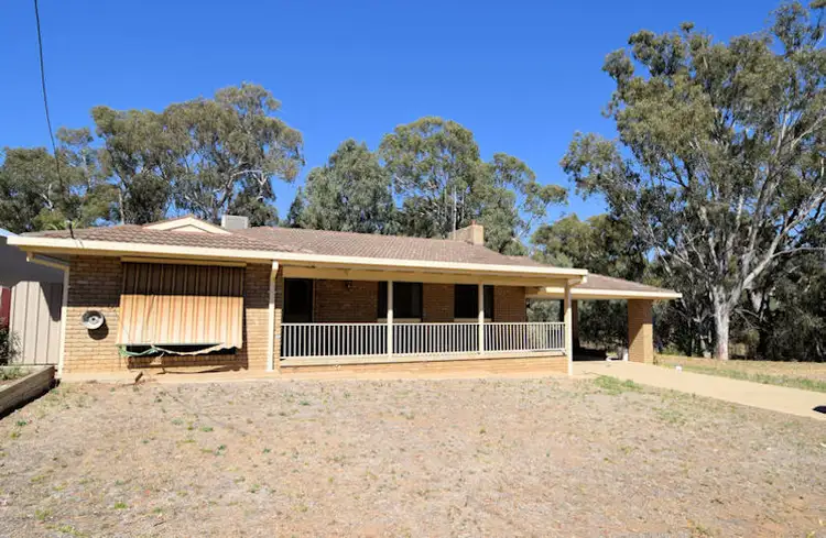 328 CONROY STREET, Deniliquin NSW 2710