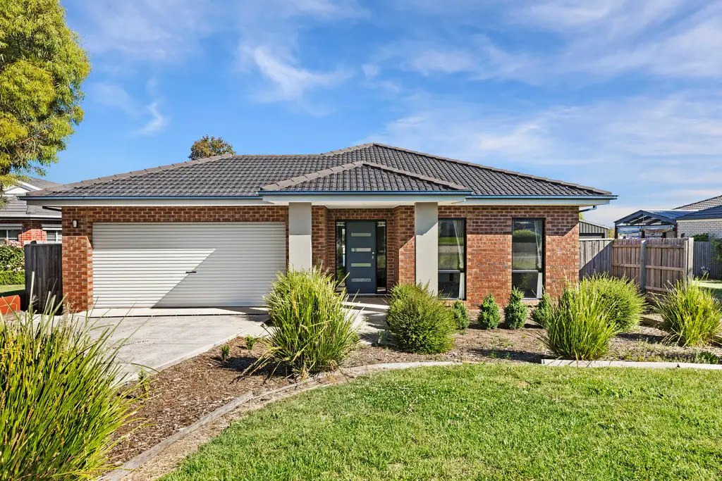 Main view of Homely house listing, 8 Cassandra Close, Gisborne VIC 3437