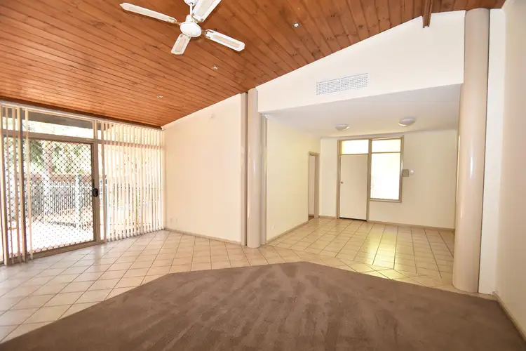 18 Plowman Street, Gillen NT 870