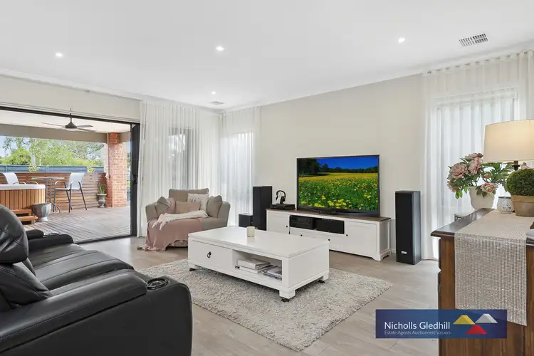 Fourth view of Homely house listing, 3 Clangula Court, Endeavour Hills VIC 3802