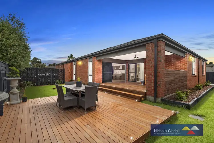 Sixth view of Homely house listing, 3 Clangula Court, Endeavour Hills VIC 3802