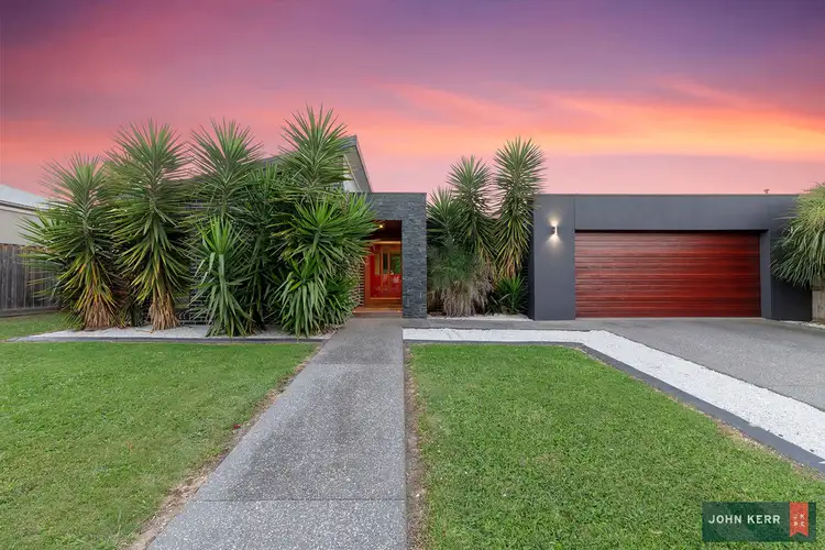 13 Villeneuve Drive, Trafalgar VIC 3824