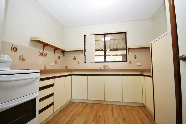 Fifth view of Homely house listing, 8 Brooksy Place, Burekup WA 6227