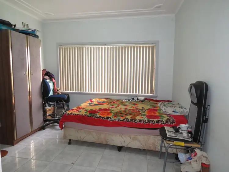 Sixth view of Homely house listing, 2 Jackson Place, Cabramatta West NSW 2166