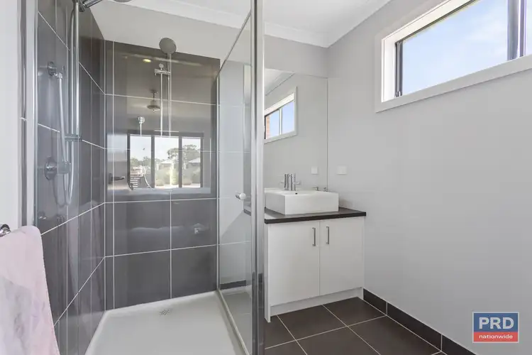 Fifth view of Homely house listing, 33 Greenfield Drive, Epsom VIC 3551