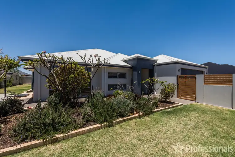 4 Ivy Way, Wandina WA 6530