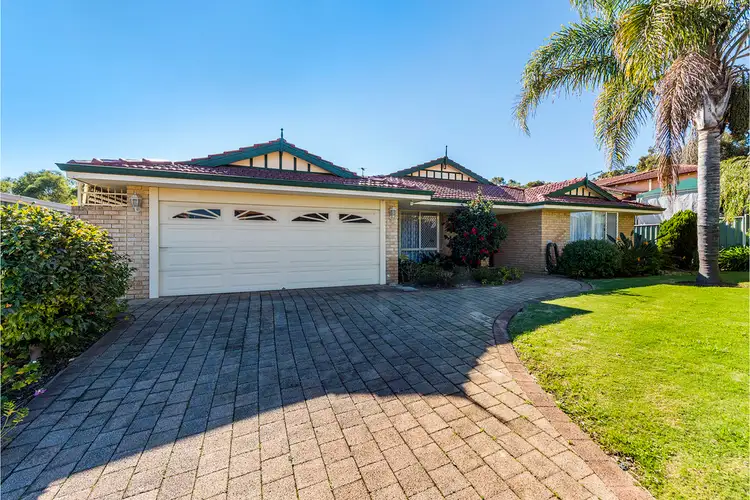 14 Malbec Place, Mount Nasura WA 6112