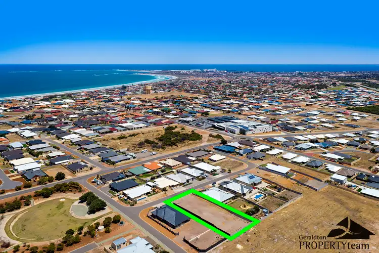 4 Shamrock Street, Wandina WA 6530