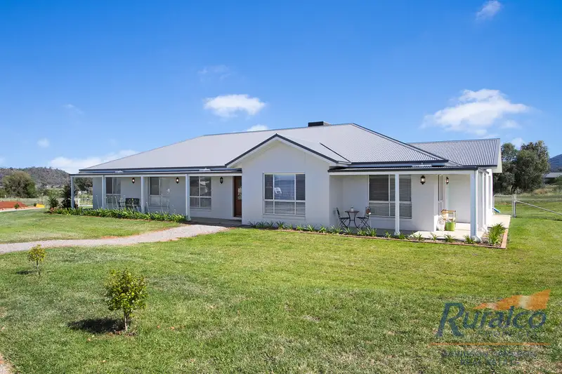 Main view of Homely house listing, 9 Bemboka Court, Tamworth NSW 2340