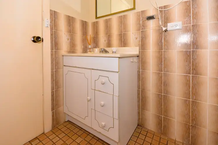 Seventh view of Homely house listing, 2/30 Willow Street, Leeton NSW 2705