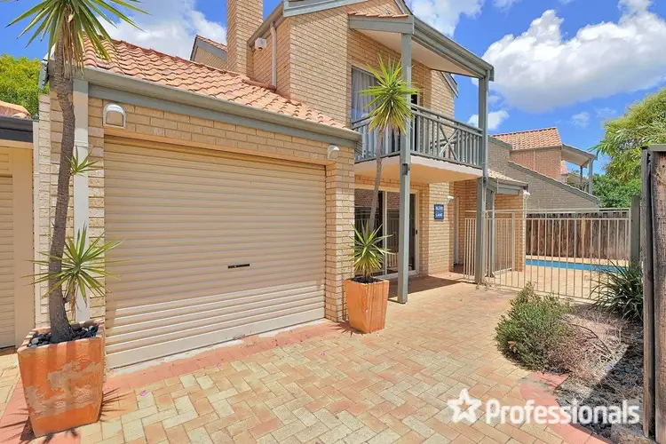 Second view of Homely house listing, 36 Lakefront Circle, The Vines WA 6069