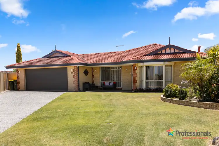 21 Saracen Way, Marangaroo WA 6064