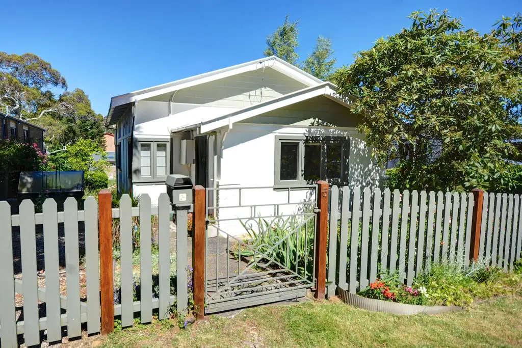 Main view of Homely house listing, 5 Eveleigh Avenue, Blackheath NSW 2785