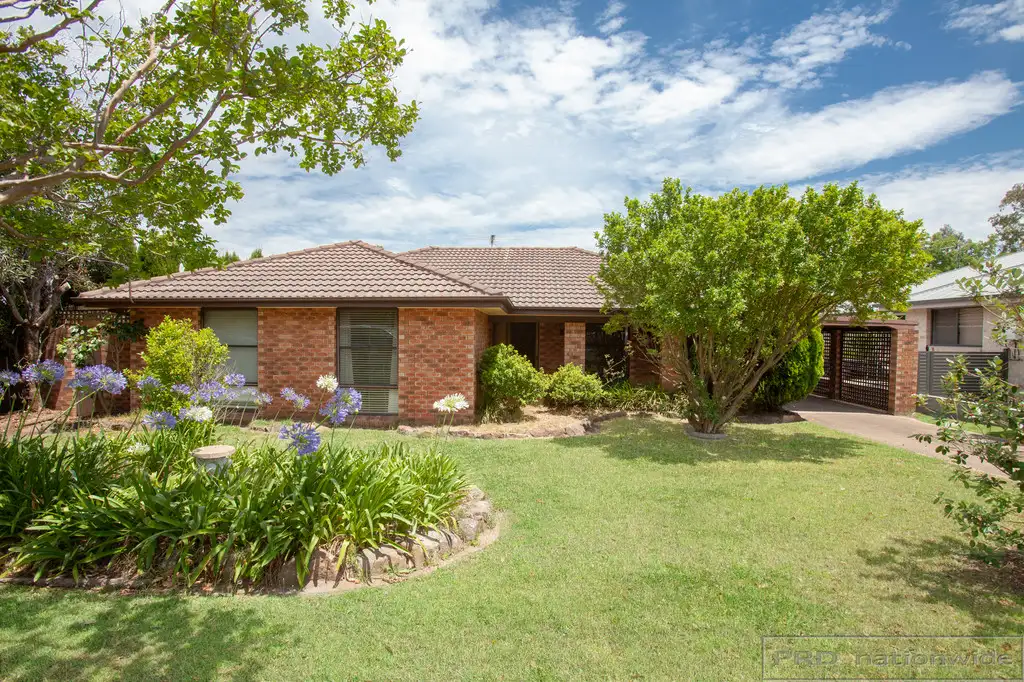 Main view of Homely house listing, 10 Bolwarra Road, Bolwarra NSW 2320