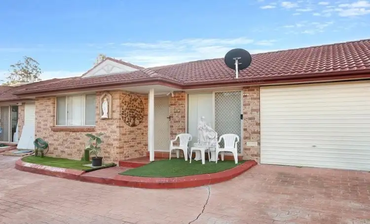 Main view of Homely townhouse listing, 13/11-18 Greenfield Road, Greenfield Park NSW 2176