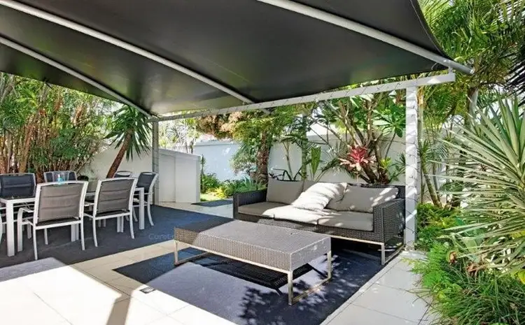 60 Boomerang Crescent, Sorrento QLD 4217