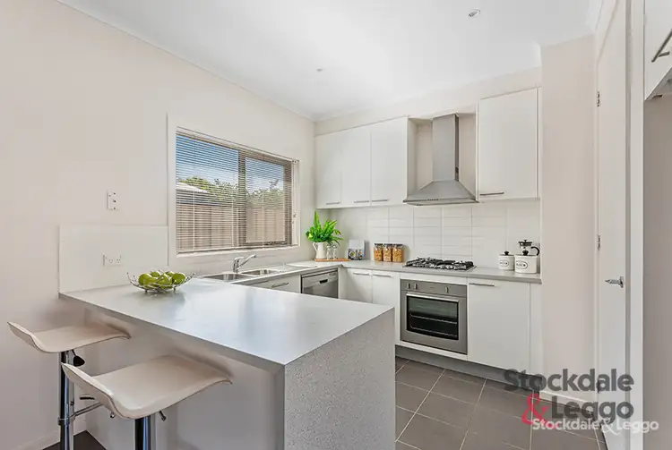 Third view of Homely house listing, 8 Highbury Circuit, Craigieburn VIC 3064