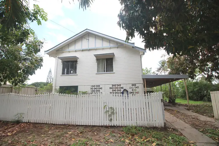 1 Castling Street, West End QLD 4810