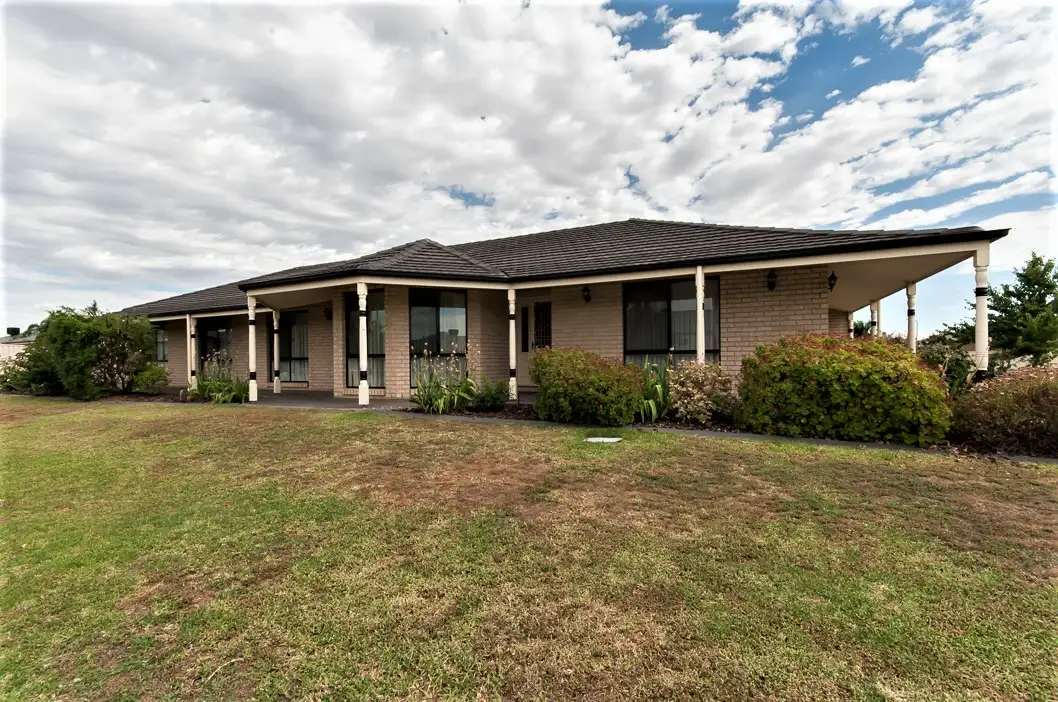 Main view of Homely house listing, 5 Fiona Drive, Yarrawonga VIC 3730