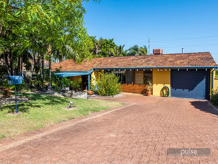 28 Marchant Drive, Bibra Lake WA 6163