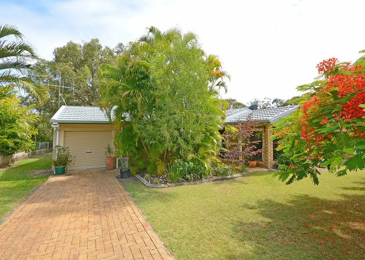 17 JACARANDA DRIVE, Torquay QLD 4655