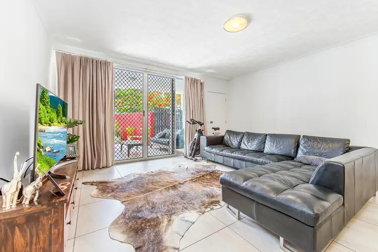 Second view of Homely unit listing, 18/9 MURRAY ST, Clontarf QLD 4019