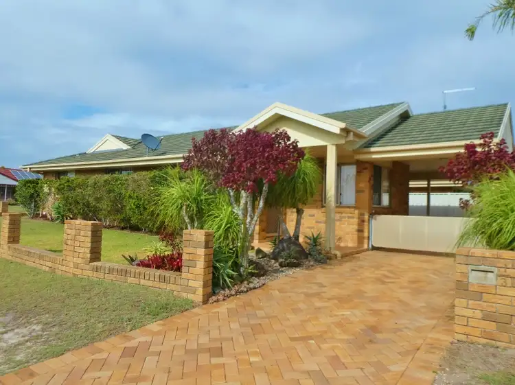 1/3 KOOKABURRA COURT, Yamba NSW 2464