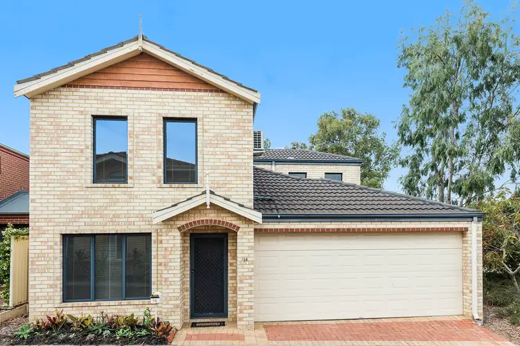 14 LOCKWOOD COURT, Bicton WA 6157