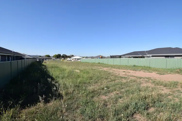 28 Fraser Drive, Eglinton NSW 2795