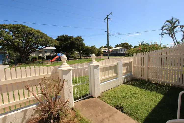 2/38 Eleventh Avenue, Railway Estate QLD 4810