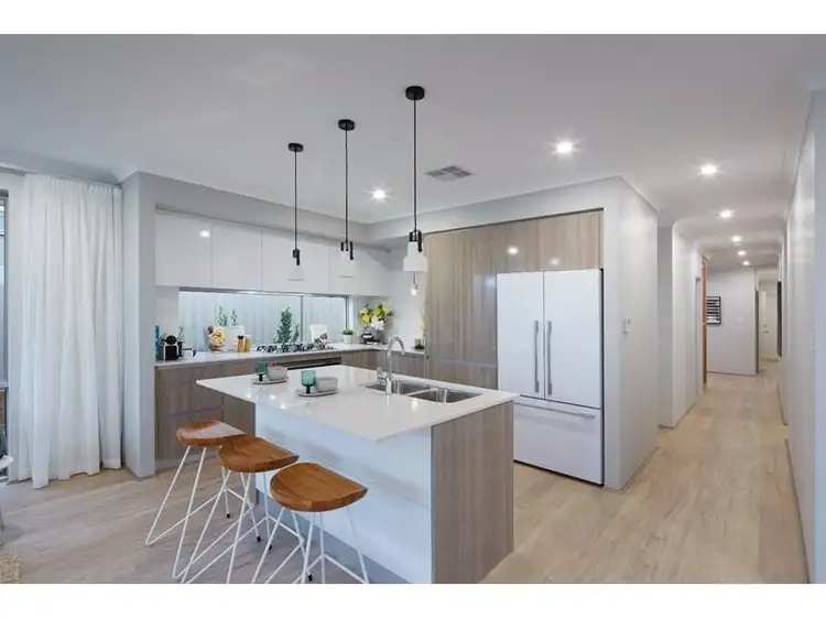 119 Irvine Parade