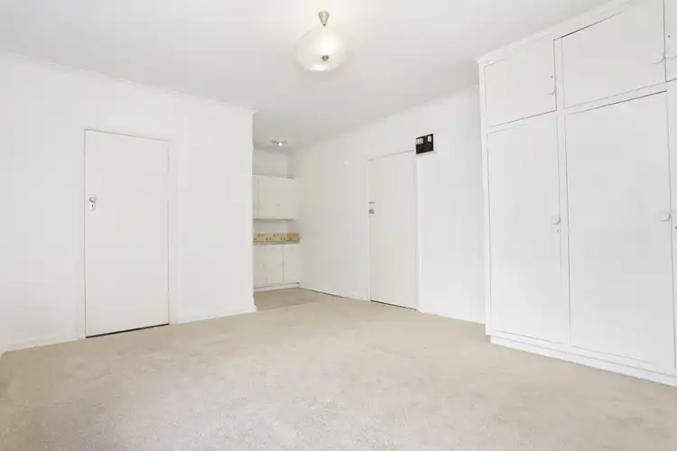 Second view of Homely studio listing, 15/42 WATERLOO CRESCENT, St Kilda VIC 3182