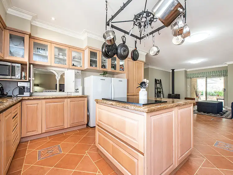 27 Old Brickworks Road, Byford WA 6122