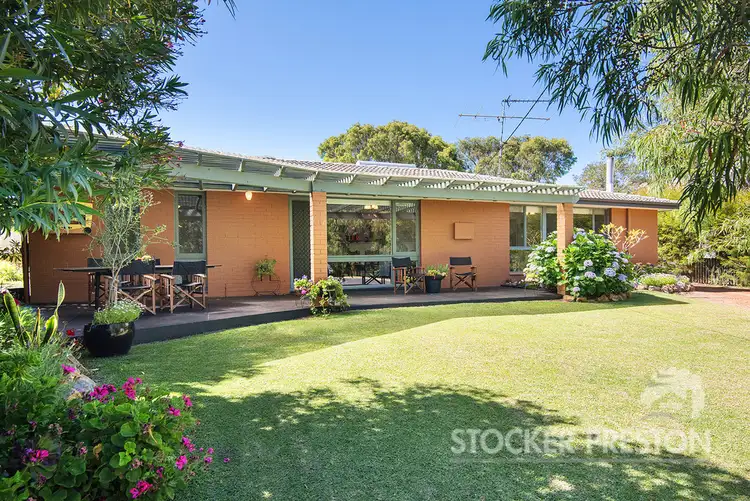 10 Everingham Place, Dunsborough WA 6281