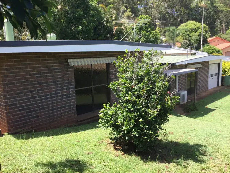 1 INGLEWOOD COURT