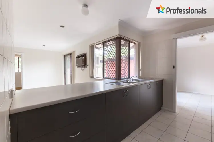12 Sherwood Court, Armadale WA 6112