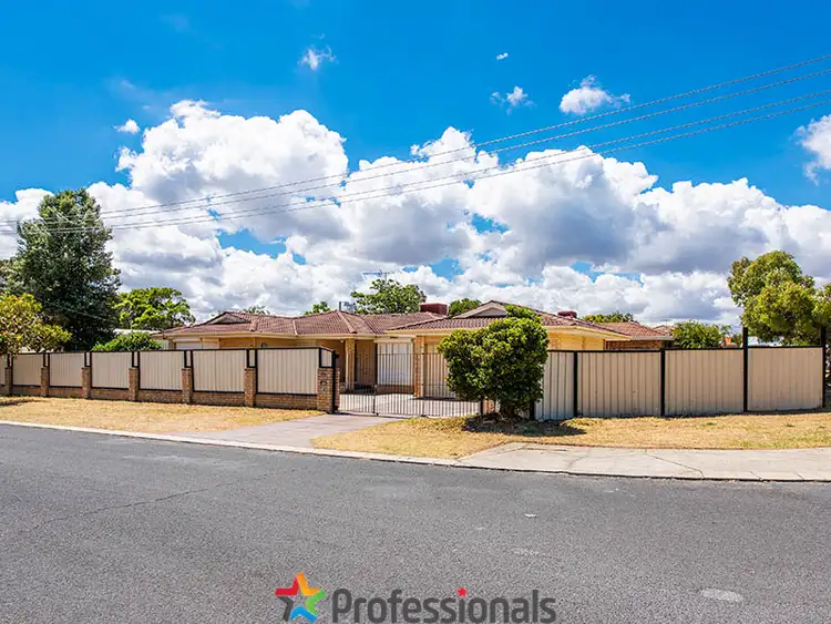 52 Duverney Crescent, Coodanup WA 6210