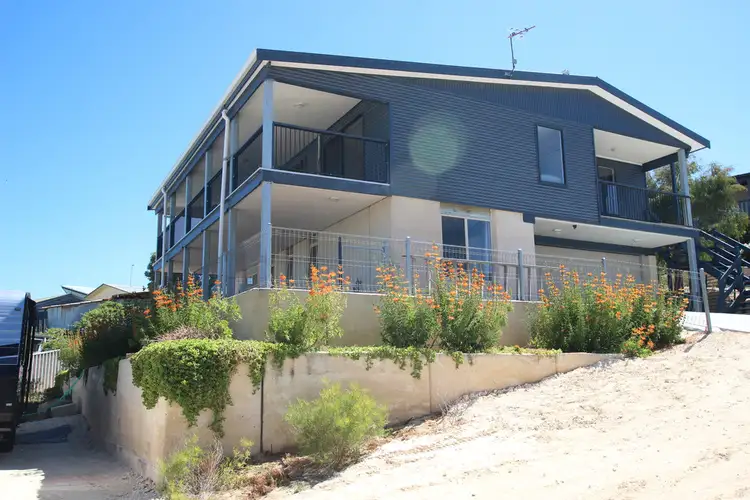 16 Southern Road, Preston Beach WA 6215